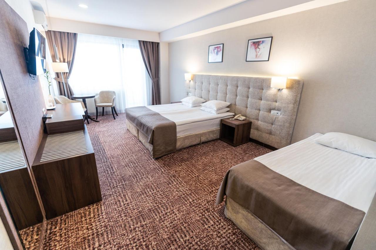Grand Hotel Belvedere Брашов Екстер'єр фото