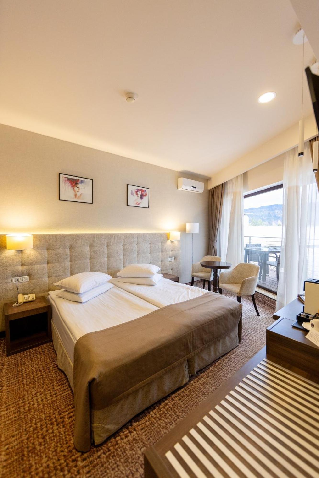 Grand Hotel Belvedere Брашов Екстер'єр фото